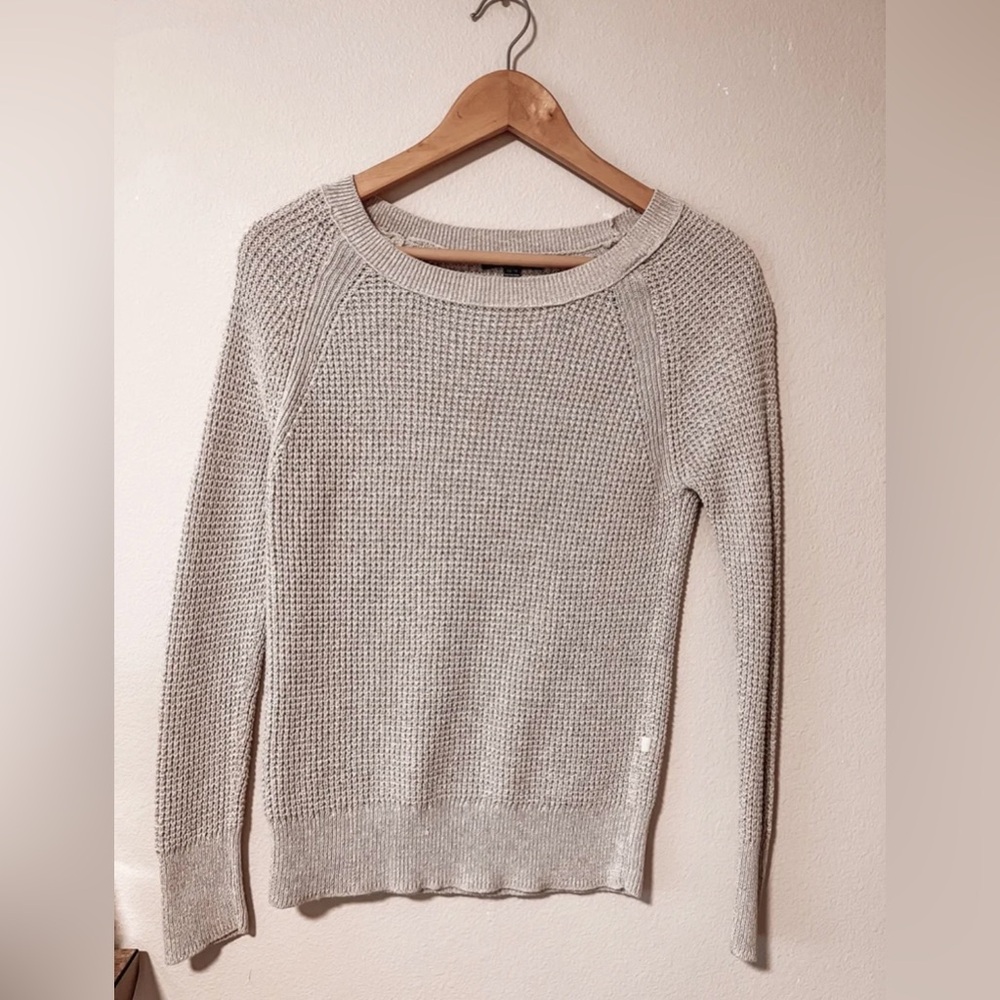 American eagle sweater